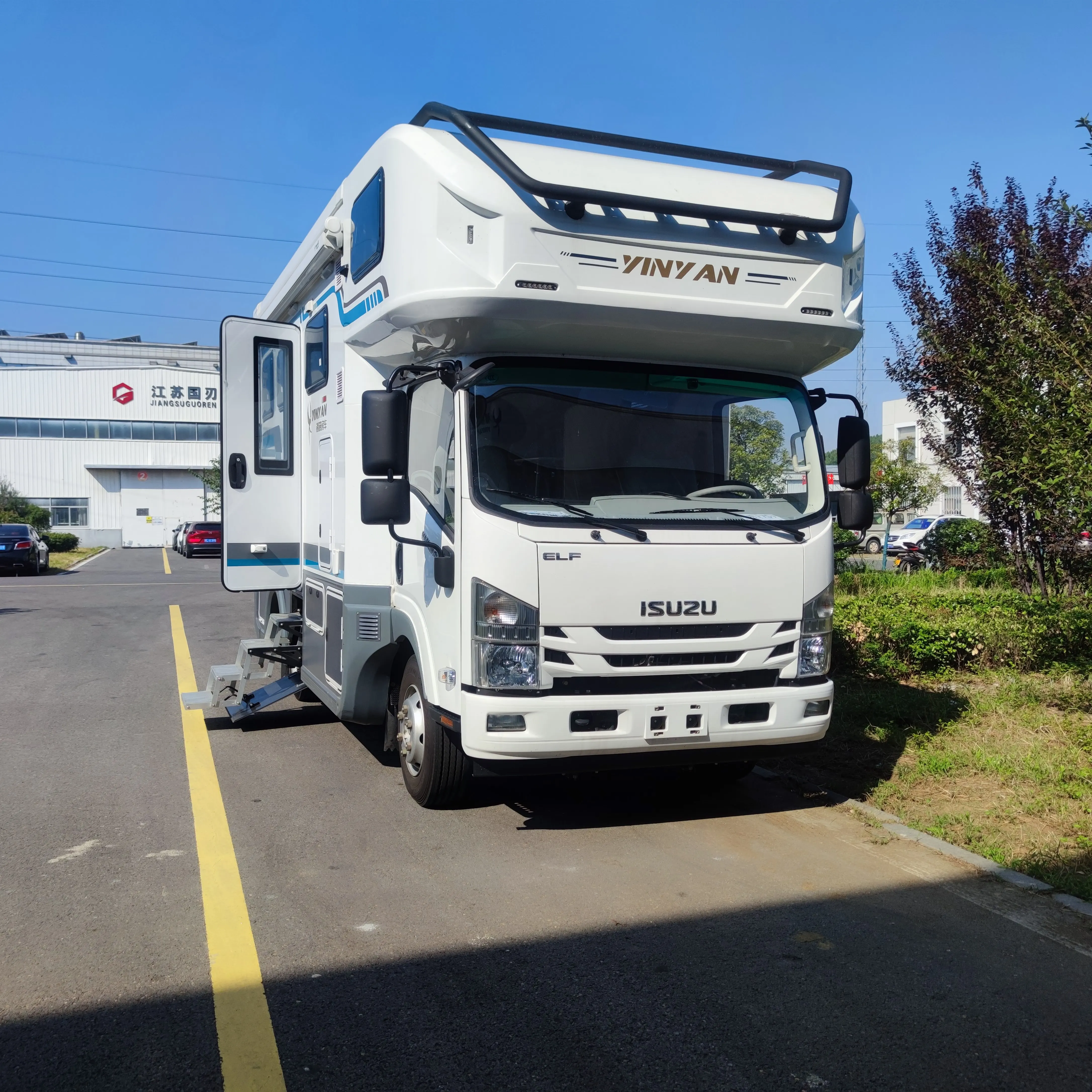 Заводская поставка лидер продаж дешевая цена внедорожник фургон роскошные