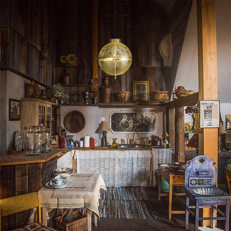 Arabic Lamp Retro Lantern Light Luxury Gold Copper Chandelier Stove Shape Living Room Restaurant Pendant Light