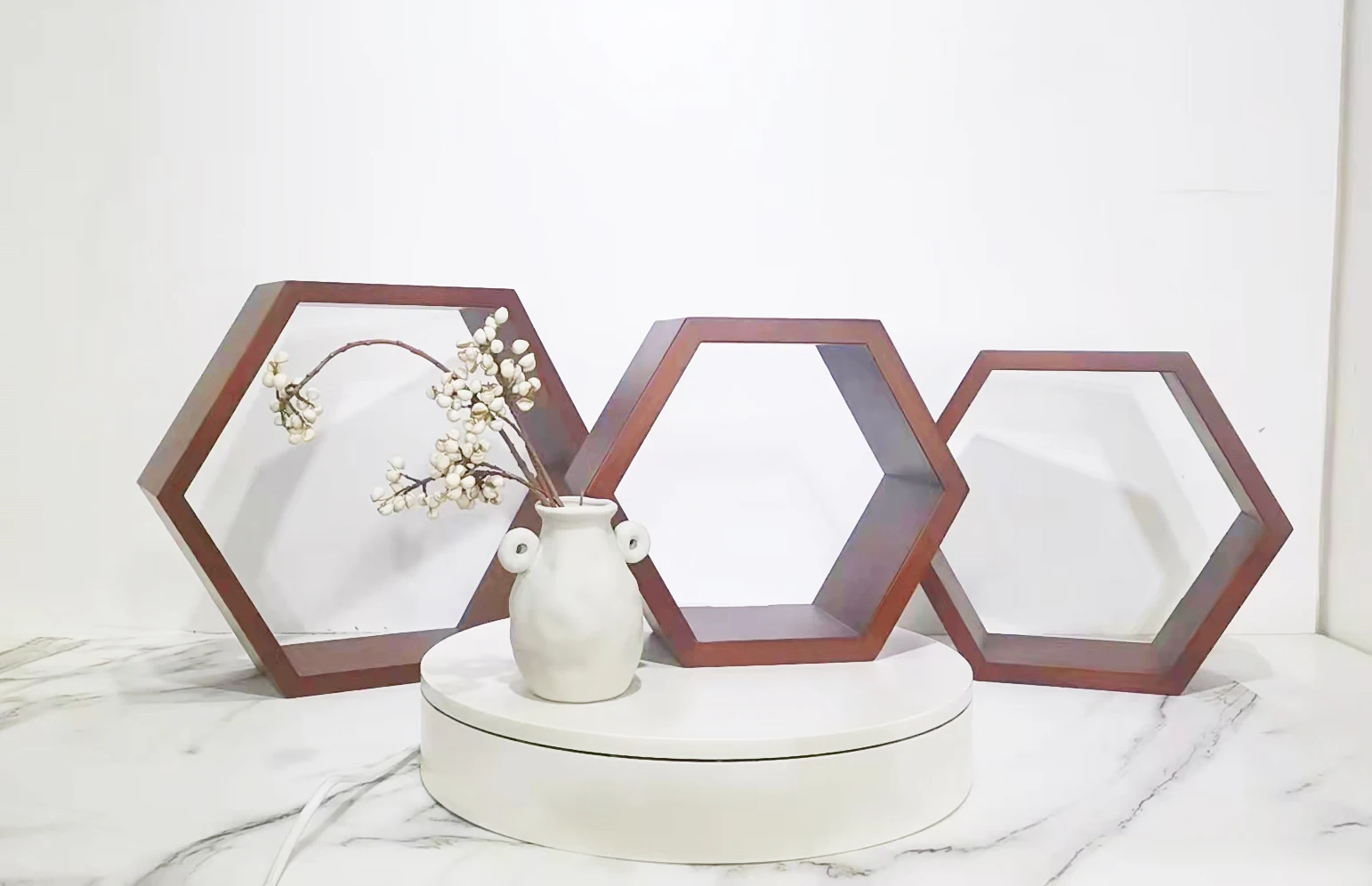 3PCS set  unique  Hexagonal  shape Decorative  Hanging Wall Mounted wooden storage shelf