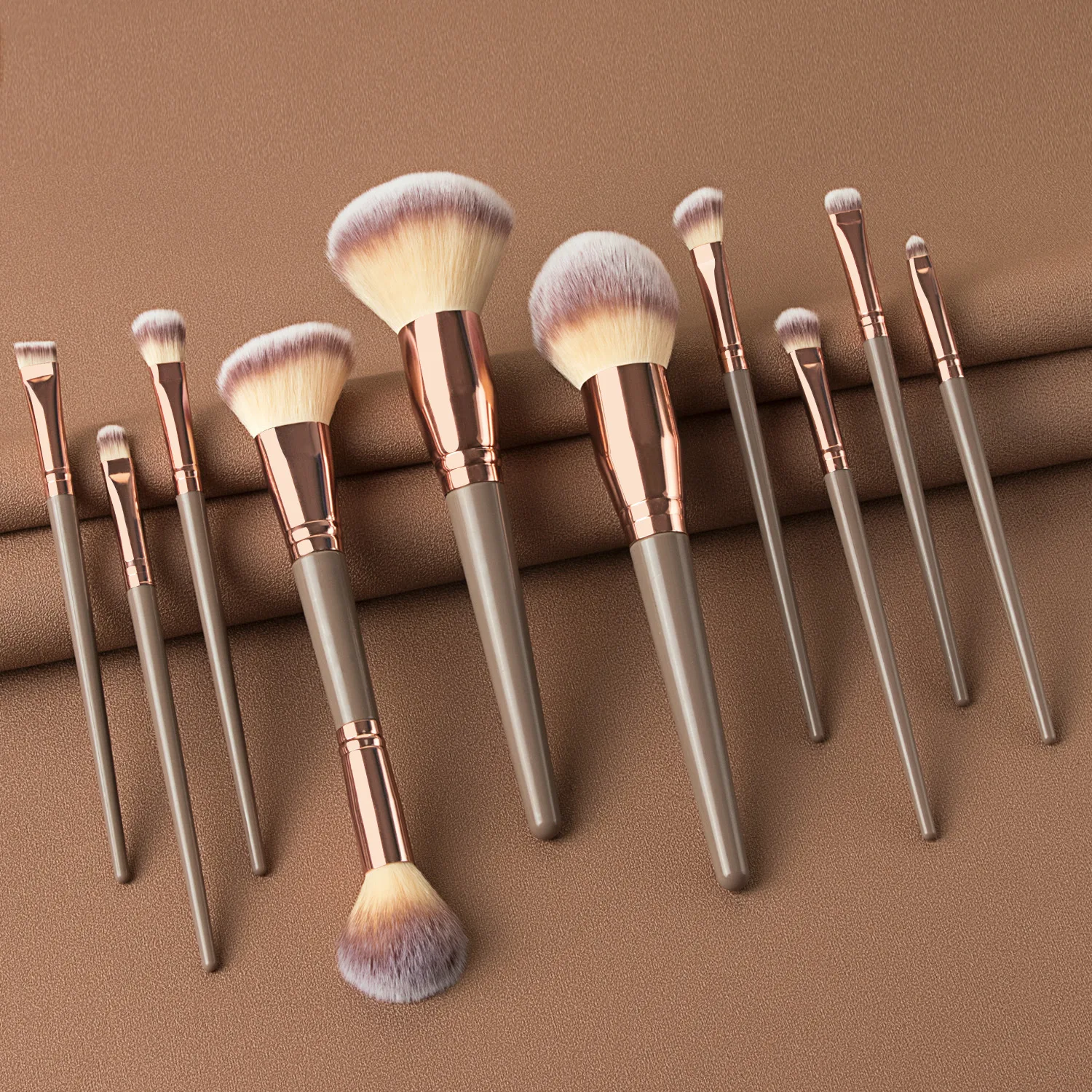 high quality pigmented vegan eyeshadow women cruelty free flame makeup brush eye best make up