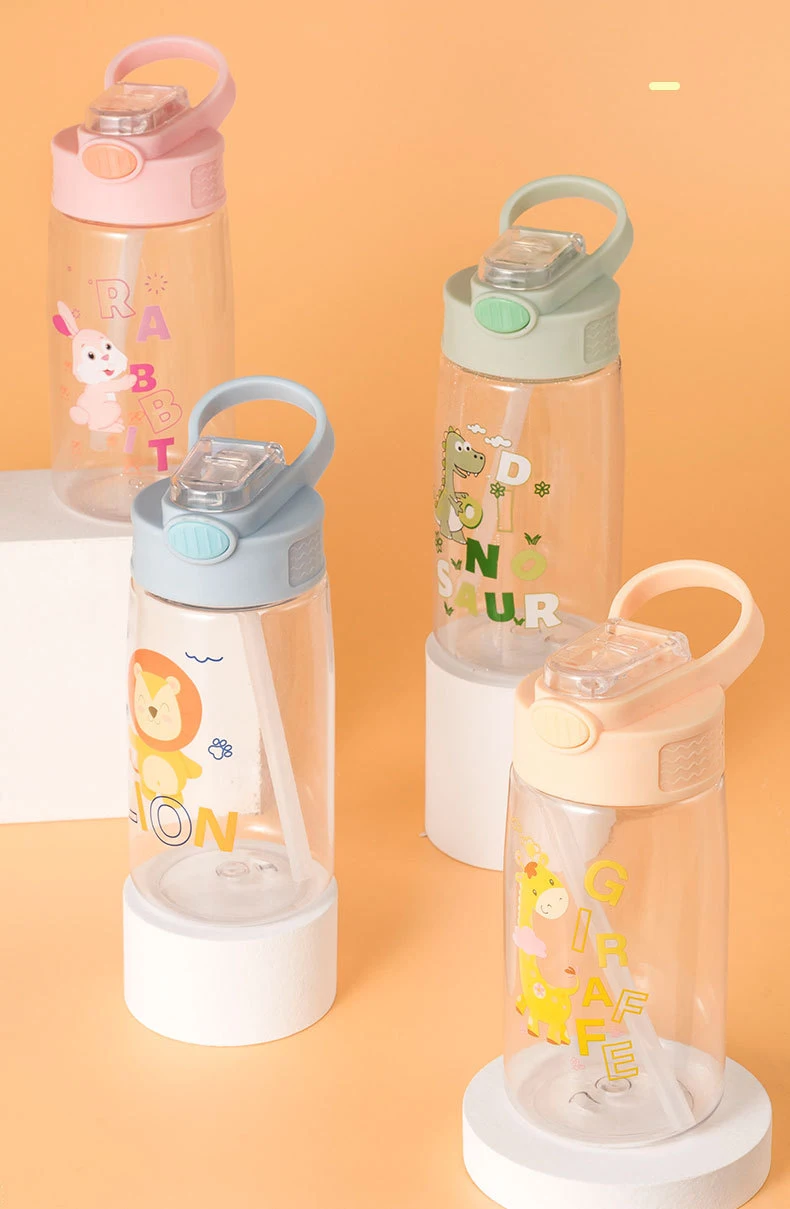 500ML Baby Plastic Water cup Animal Print Pattern plastic Portable Water Bottle With Plastic Lids children Straw bottles