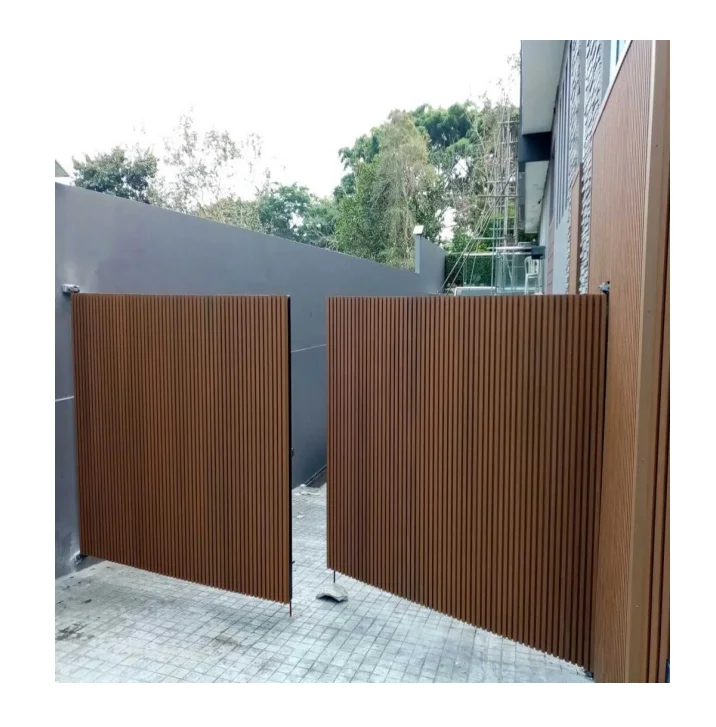 Modern Design Composite Fencing Co-Extrusion WPC Wood Privacy Garden Fence Panel Fireproof and Moisture-Proof for Outdoor Use