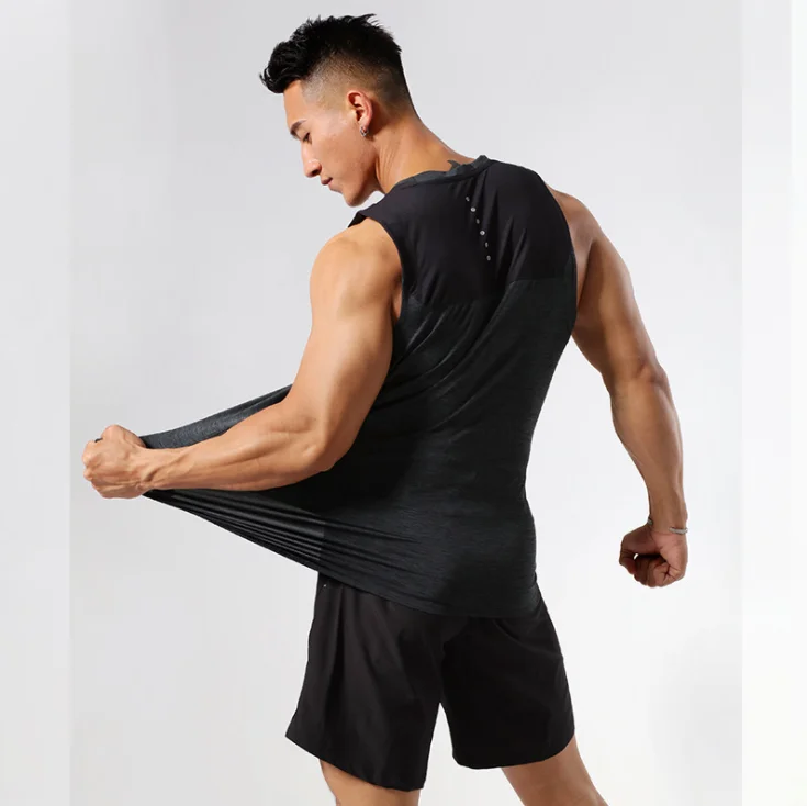 Men Gym soft fabric with strip tank tops Wholesales cheap quick dry vest New design Customs logo tops