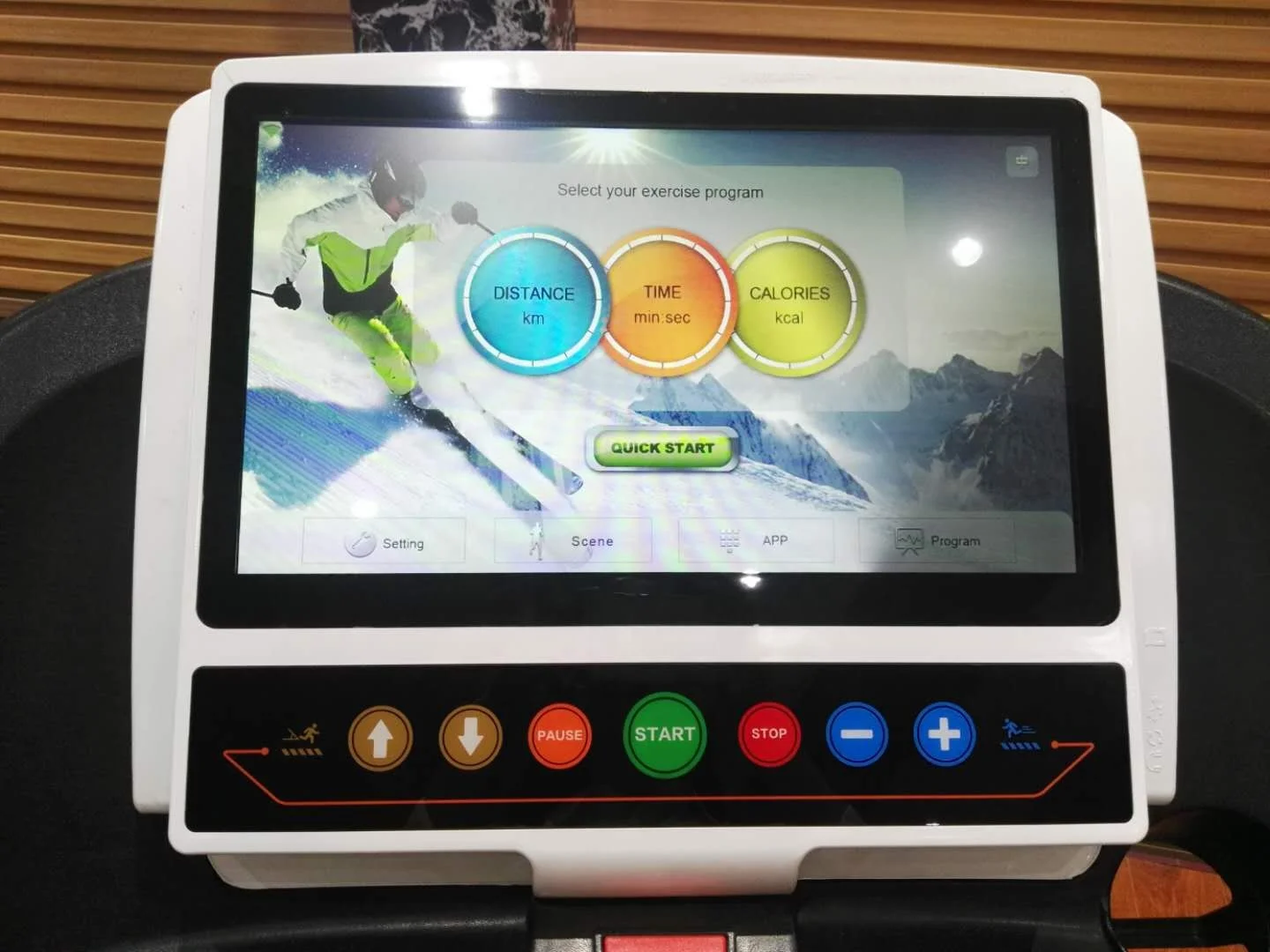 LAND FITNESS commercial use LCD screen using high quality Commercial Treadmill