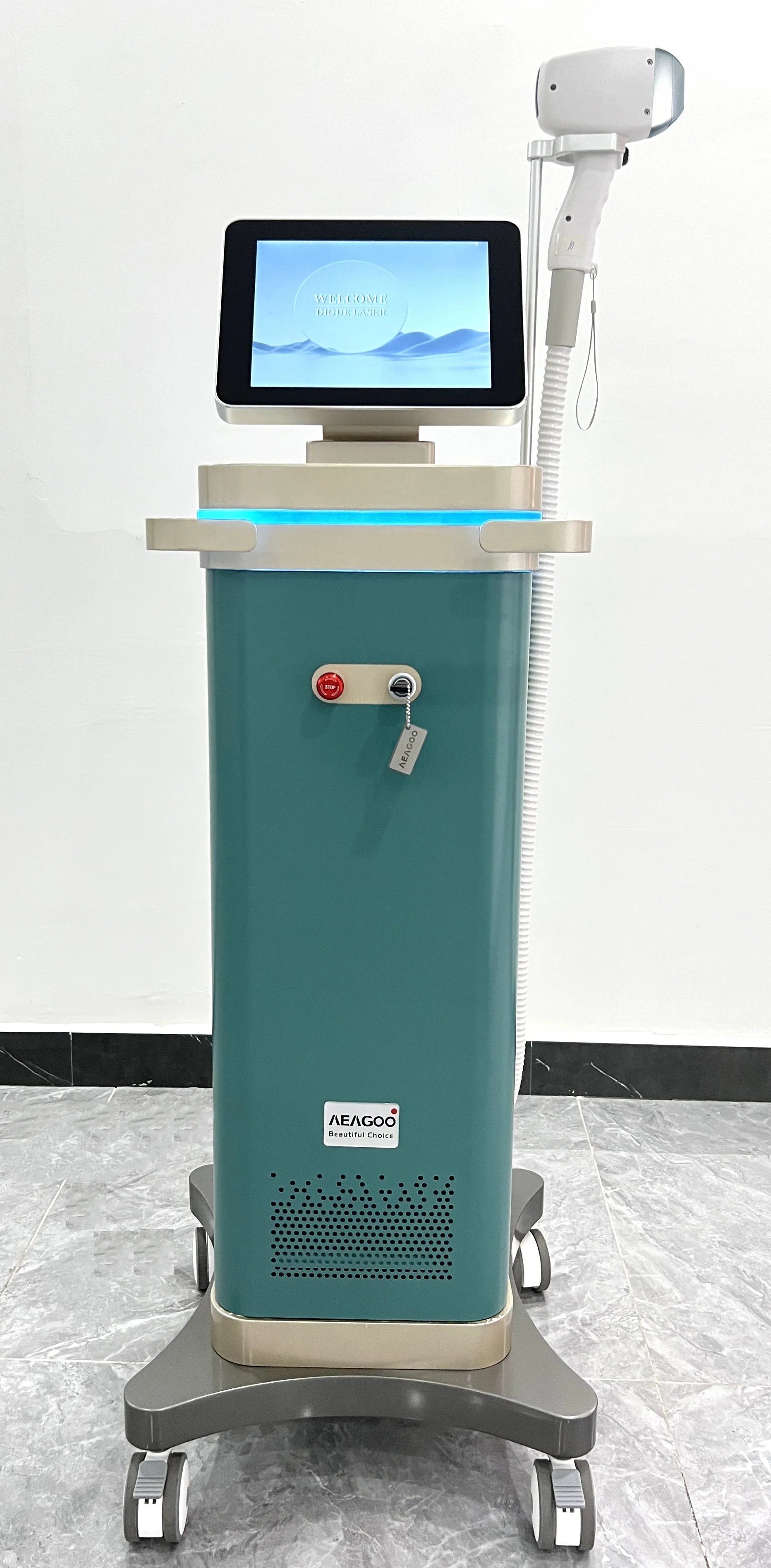 hottest selling ice platinums 755 808 1064 3 wavelength permanent 1064nm diode Laser hair removal machine price