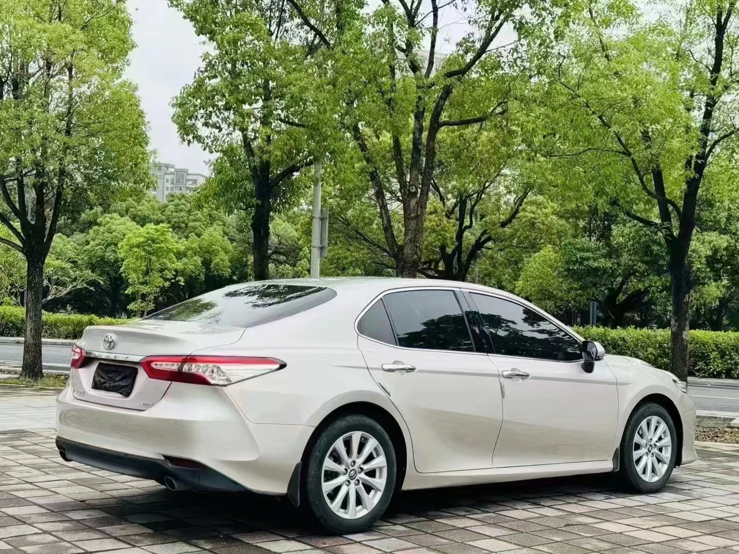 Автомобиль Toyot aCamry Подержанный автомобиль автоматический полноприводный бензиновый 4-дверный 5-местный по низкой цене