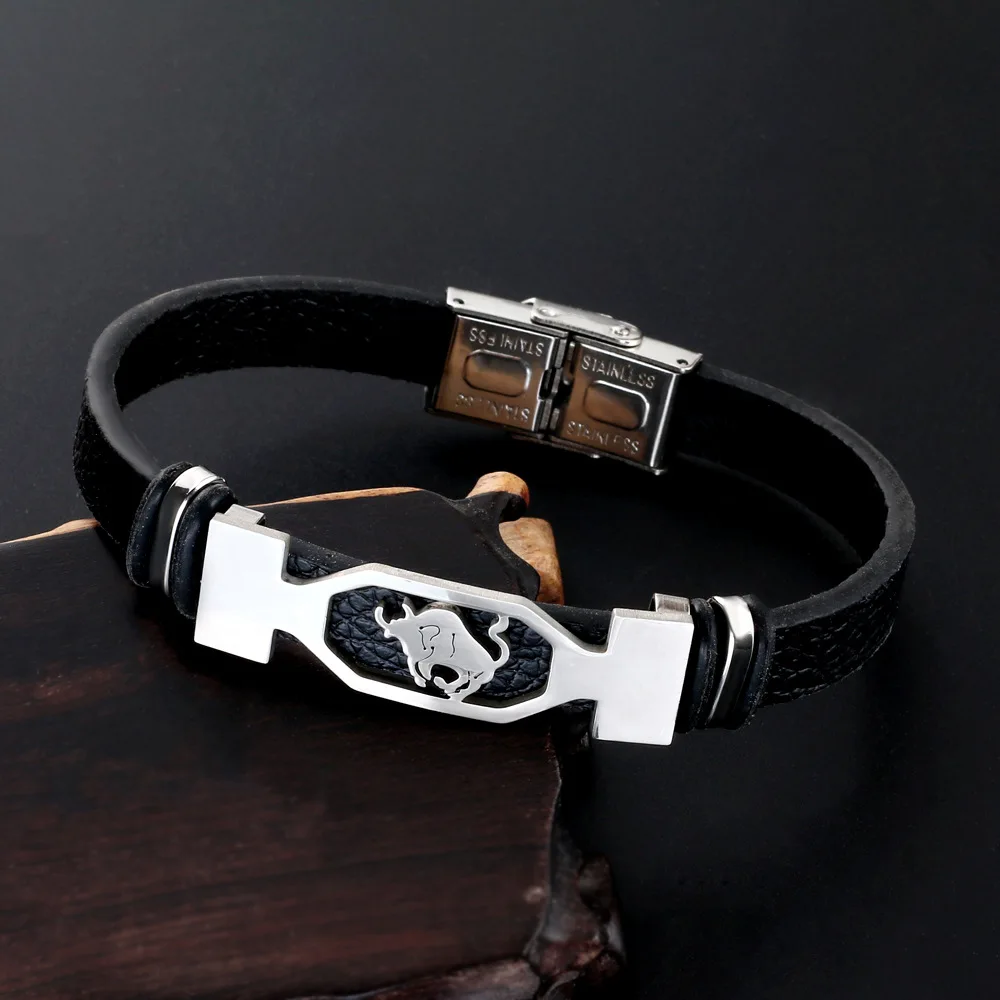 Wholesale 12 Zodiac Signs Animal Charm Bracelet femme gift  belts leather men classic bangle leather label