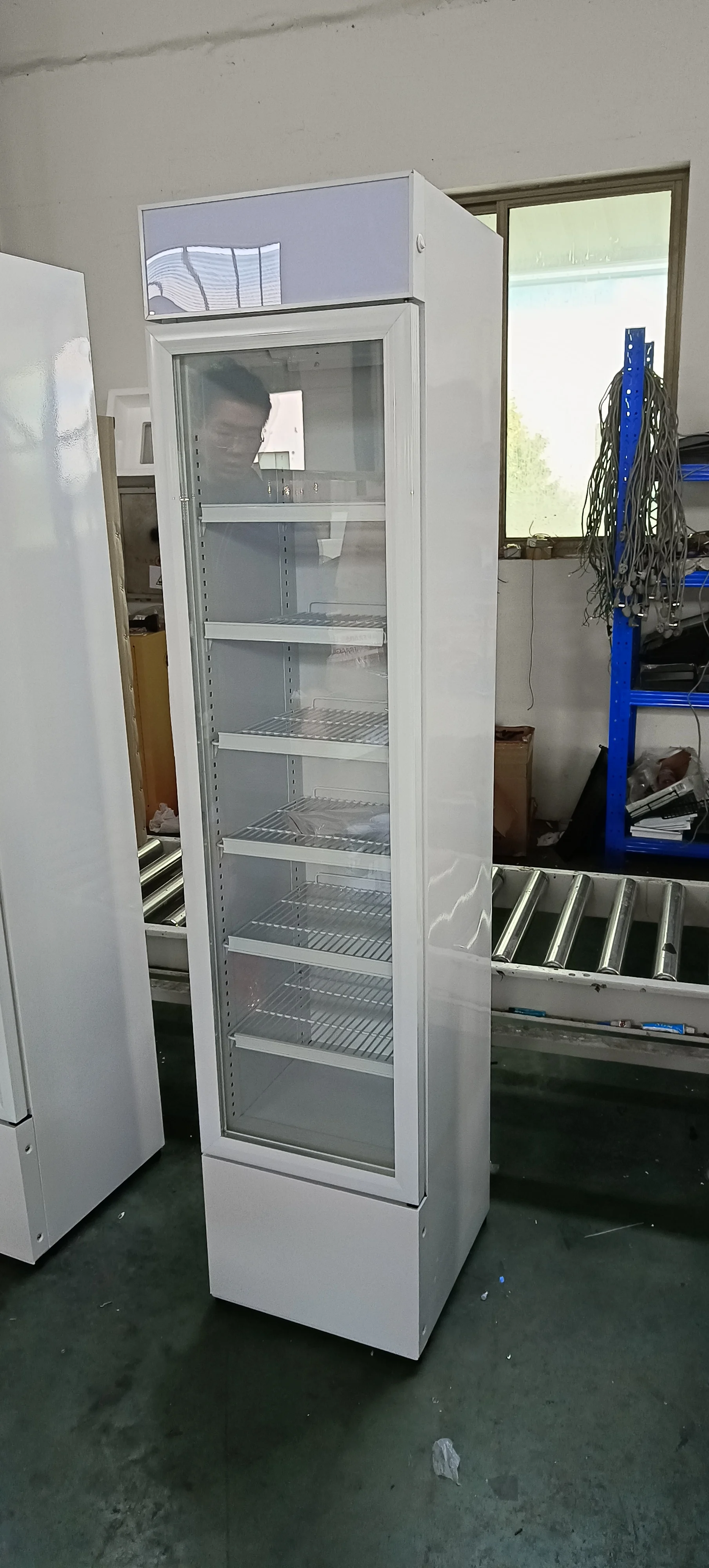 150L Picnic Cooler Portable  Multi-Purpose Fridge Modern Design Energy Star Rated Refrigerator