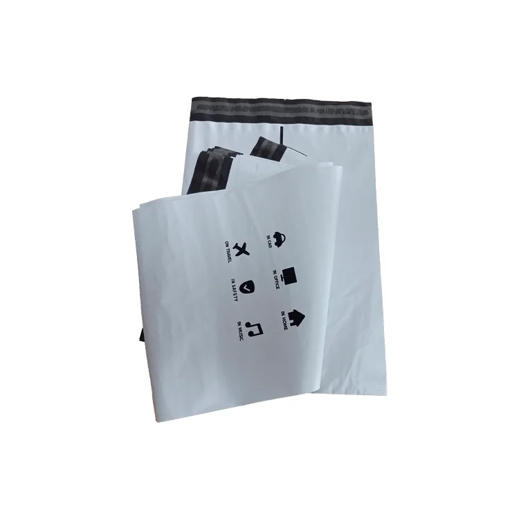 ECO Friendly Black Matte Bubble Padded Envelope Bubble Air Wrap Polymailer Bags Custom Bubble Mailers for Shipping Packaging