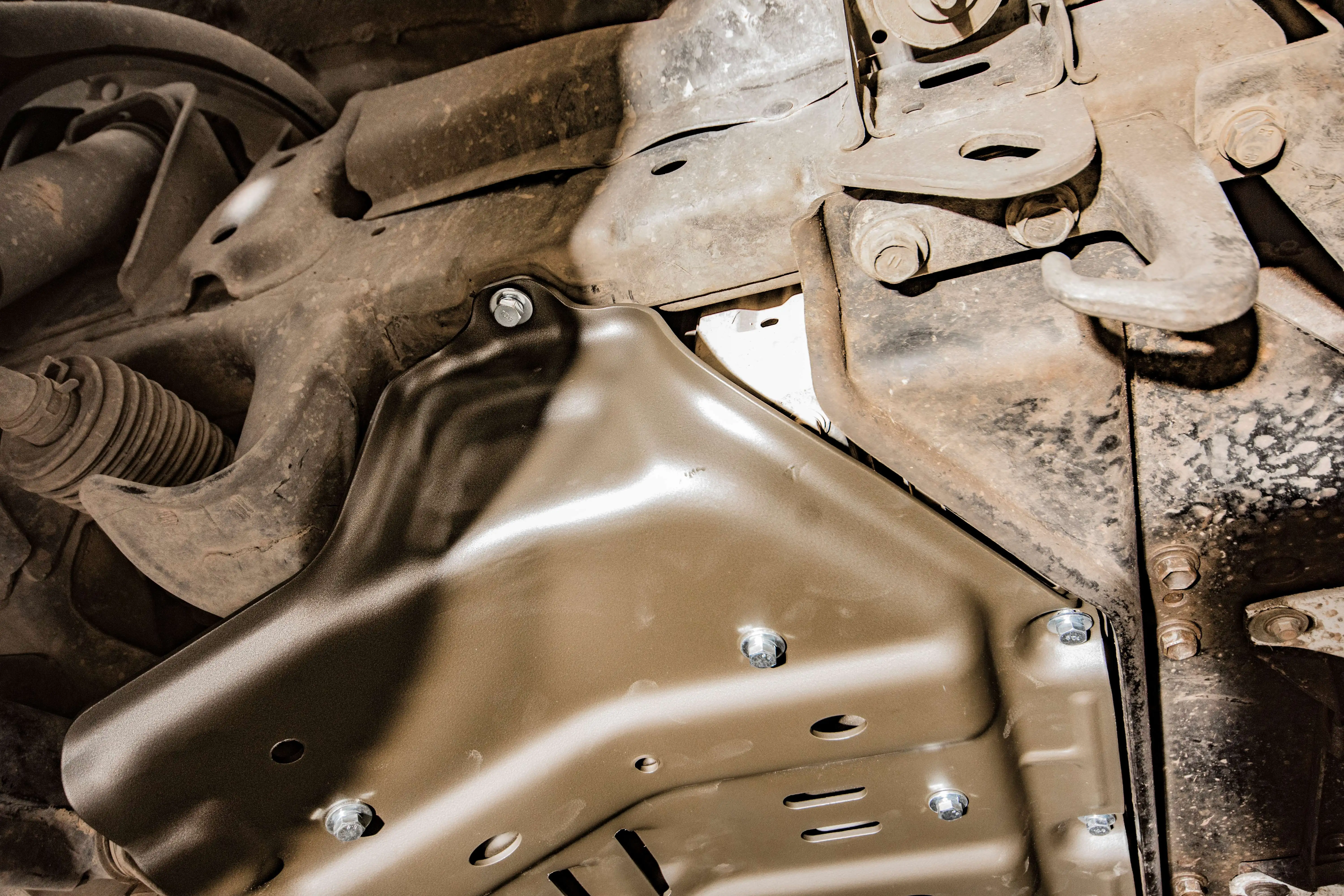 Spare Parts Toyota Land Cruiser Junxi 3D aluminum Engine Cover Under Protection Skid Plate fit for LC100 4500 4700 4WD