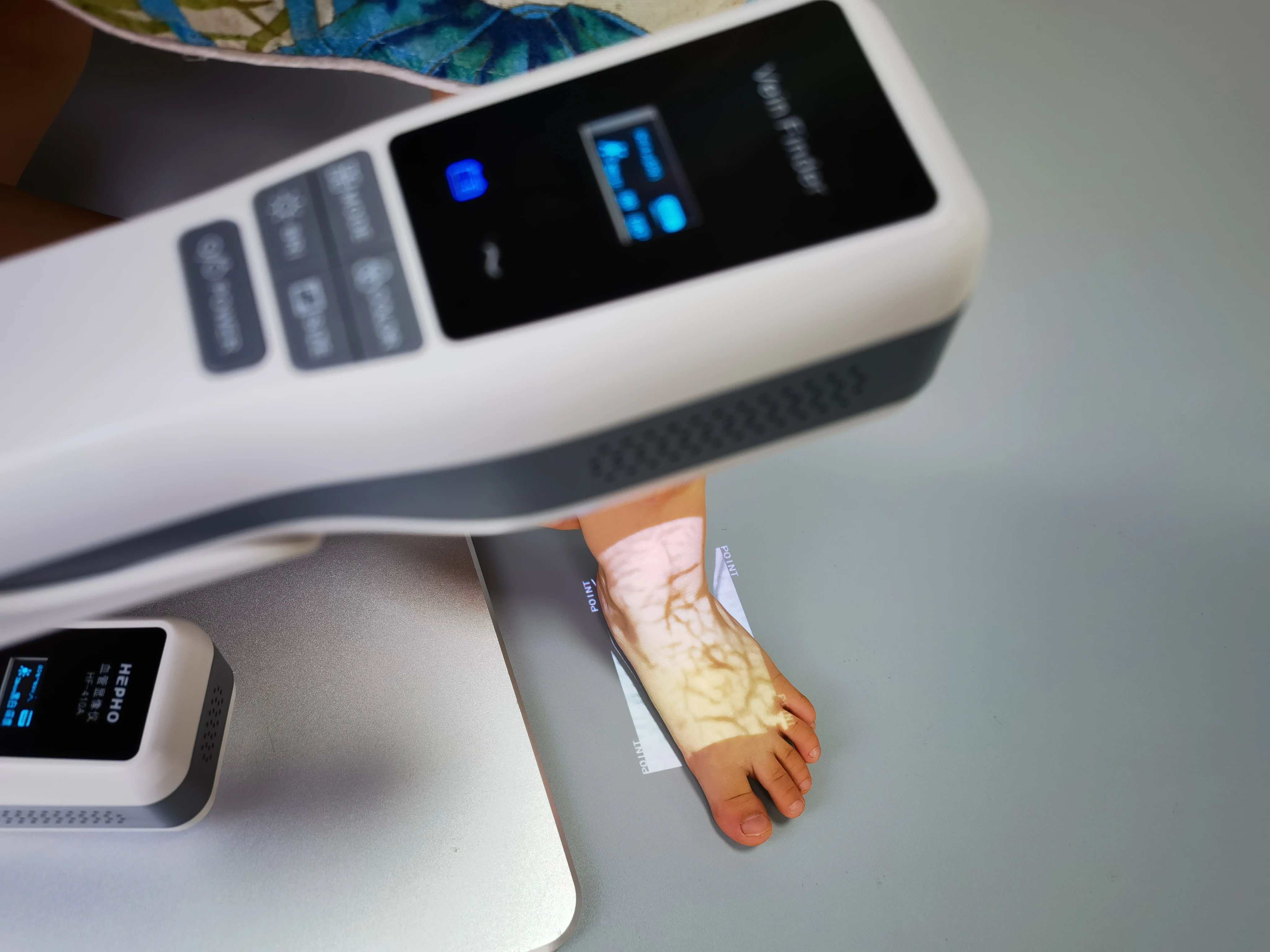 HF-410A Handheld Vein Finder Multiple Sizes and Bright-ness Display