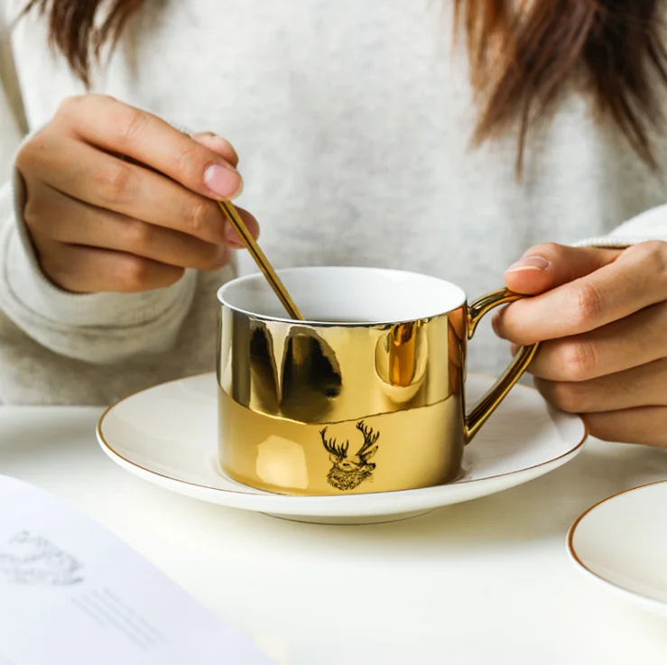 New Design Mirror Cup with Ceramic Coffee Cup and Saucer for Home Decor