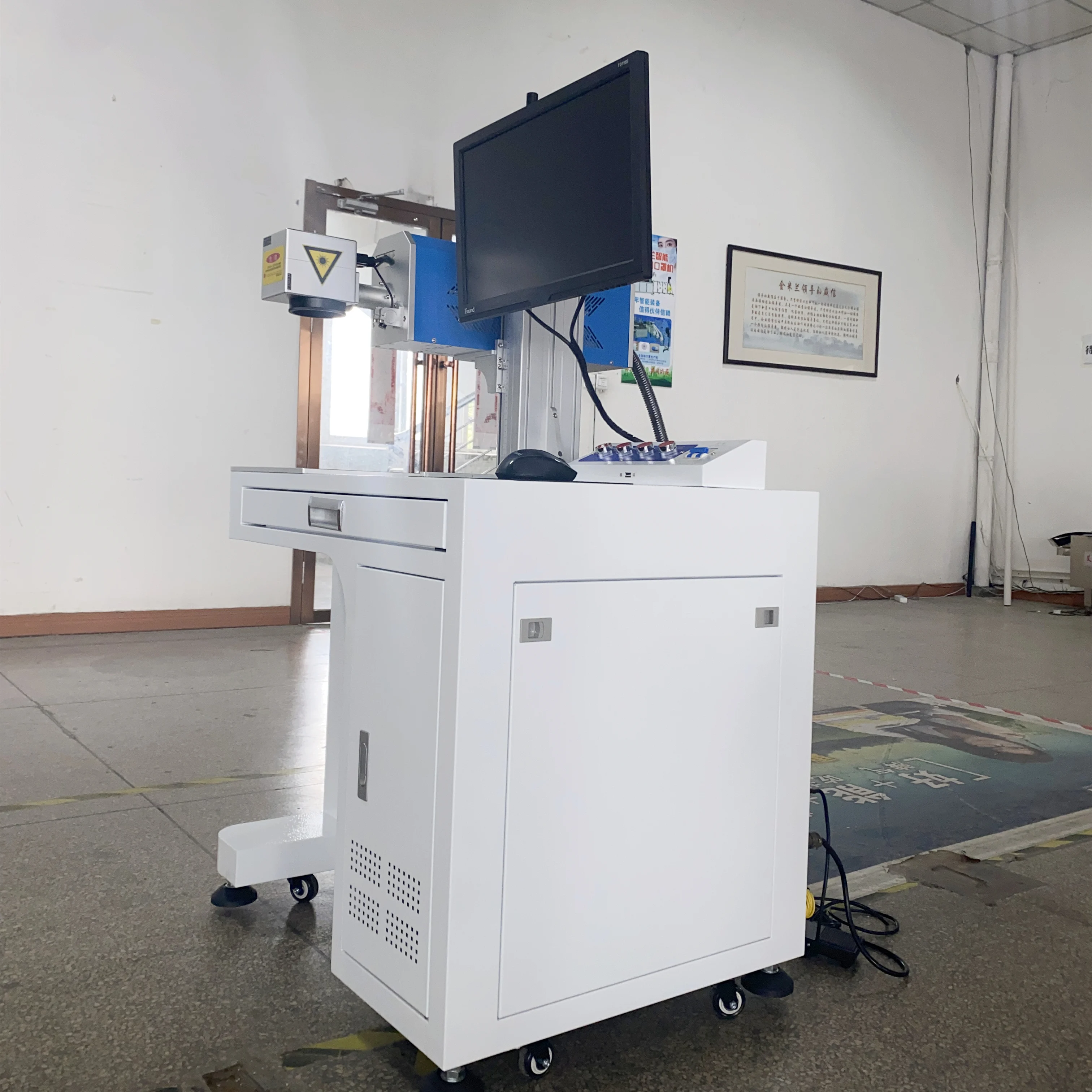 Installation One Stop Service 3W 5W 10W Uv Laser Marking Machine