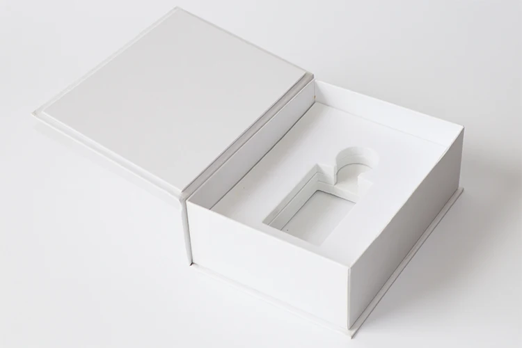 Custom Book Shape Magnetic Lid Cardboard Fragrance Packing Pox Luxury Packaging For Perfume Bottle With EVA Insert