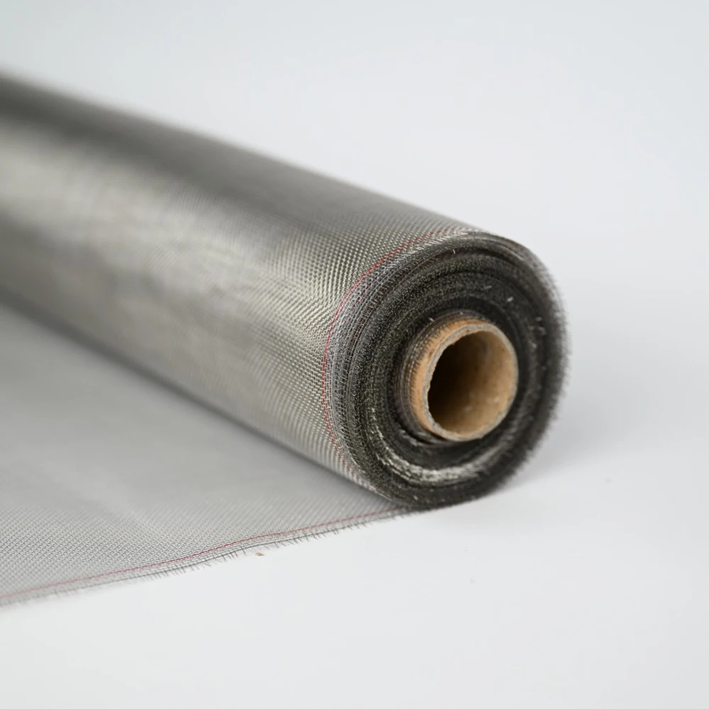 Wholesale anti cat dog clawing proof pet resistant screen mesh rolls custom pet mesh door window screen