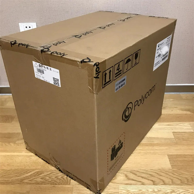 Группа видеоконференций Polycom RealPresence 550 в наличии