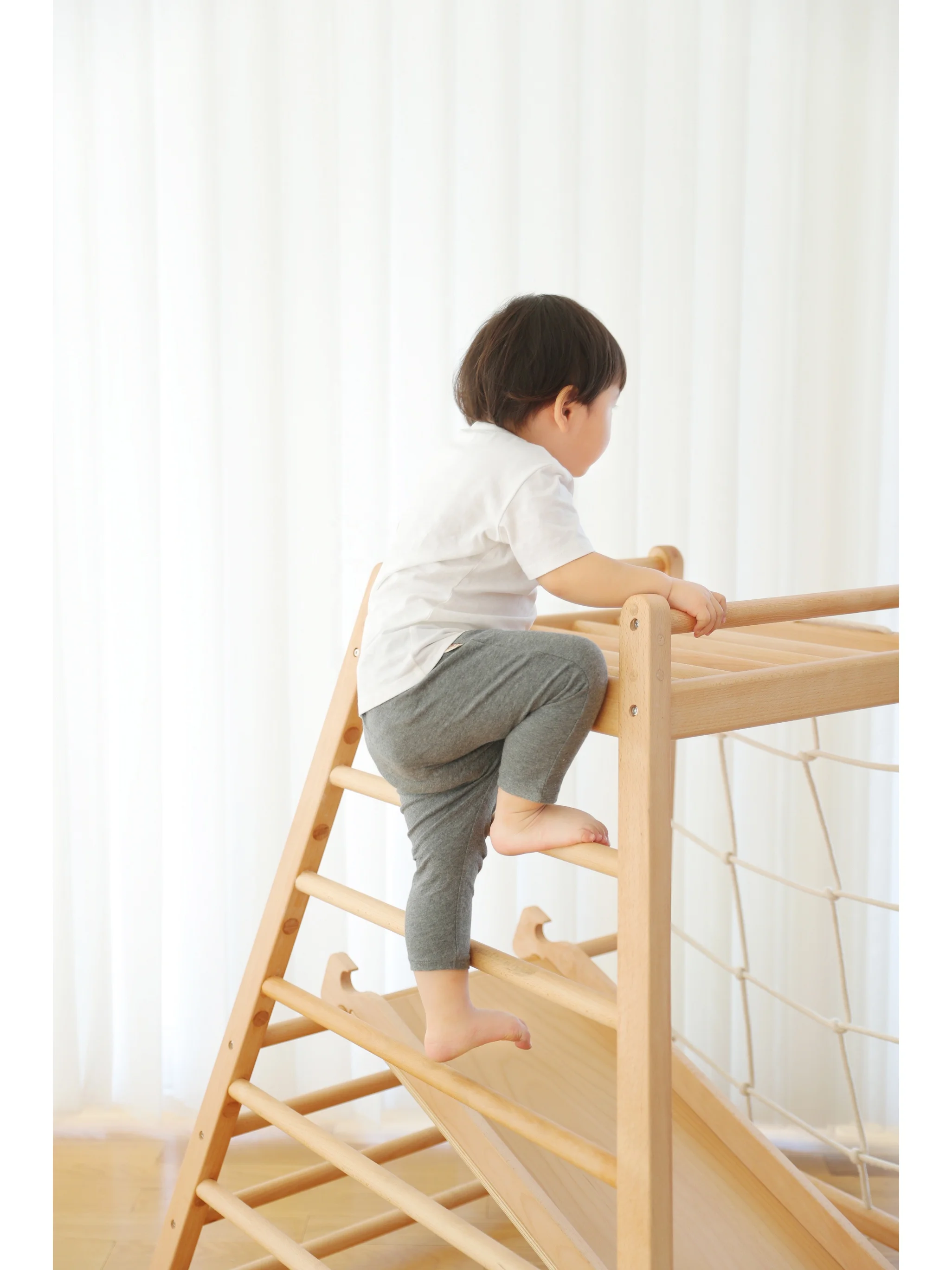 High Quality Multi-function Wooden Mall Indoor Playground Kids 3 in 1 Slide for Home