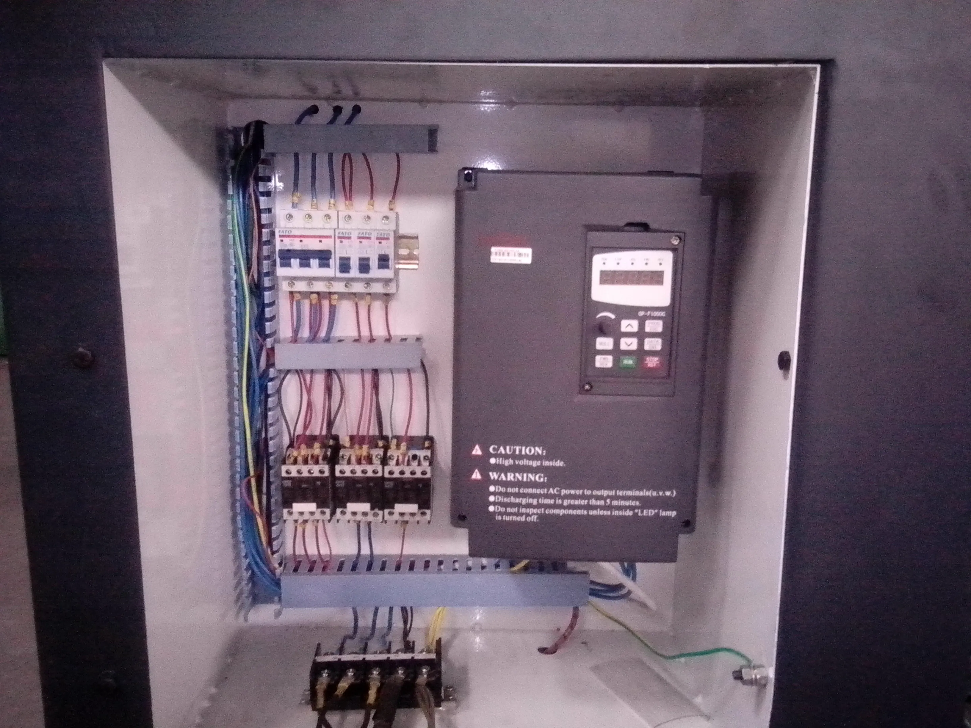 Common rail injector test bench 708