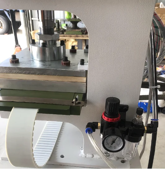 LOYICN Pneumatic type PU timing belt joint machine
