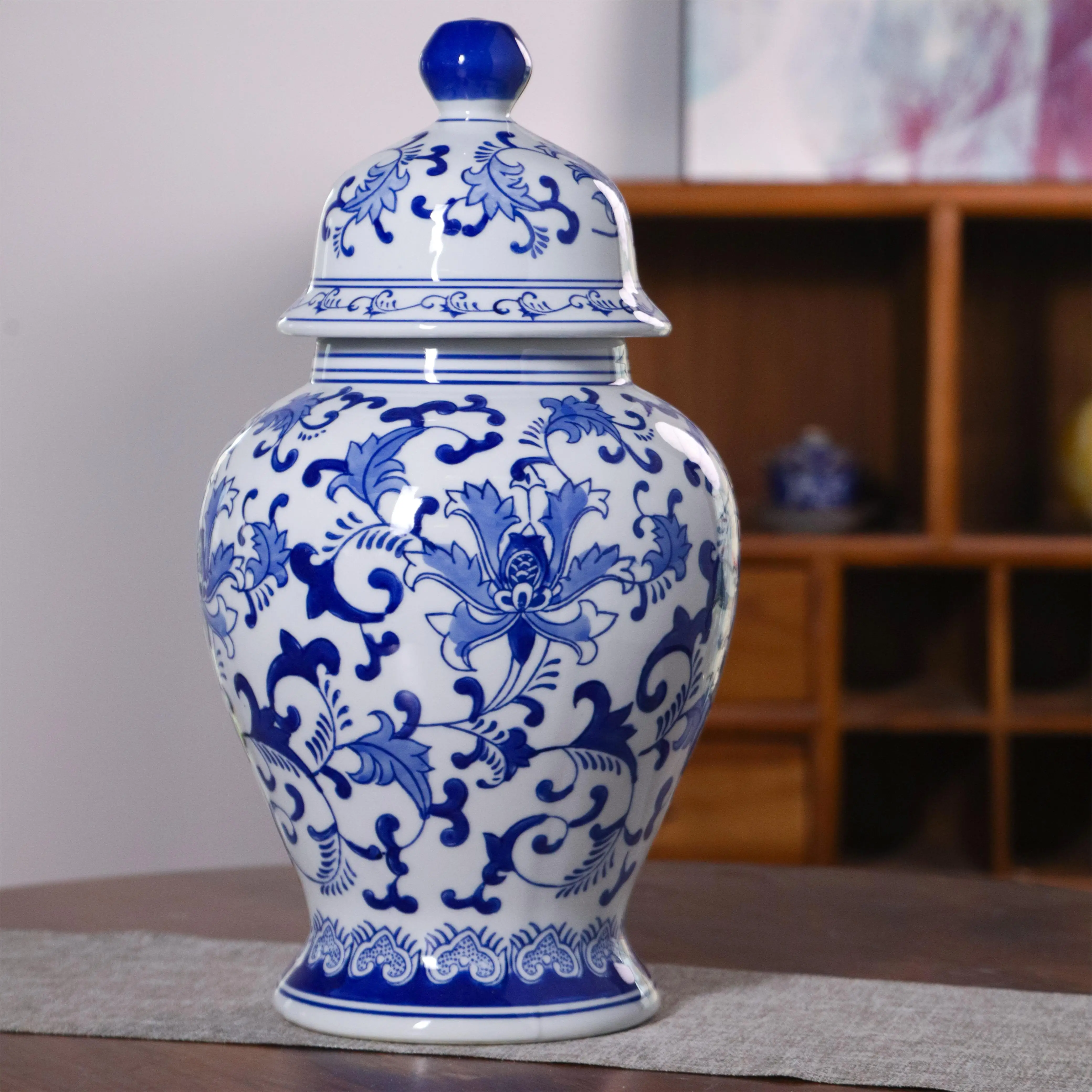 Contemporary Luxury Small Porcelain Ceramic Vase Elegant Handmade Floor Ornament Home Decor Christmas Matt Modern European