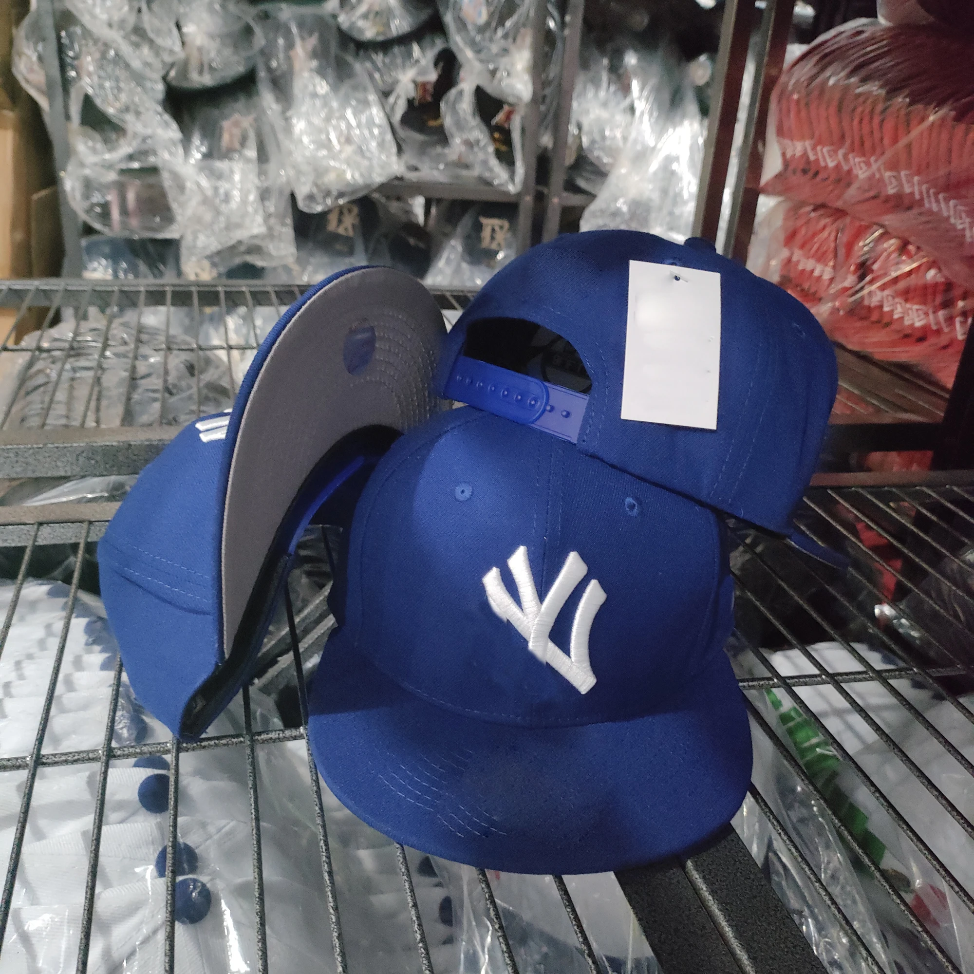 2410 Custom Wholesale Hip Hop Outdoor Snapbacks Unisex Fashion 3D Embroidery Sports 6 Panel Men Branded Caps