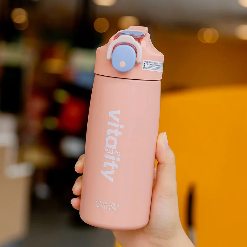 One-handed opening suction nozzle type thermos cup stainless steel bouncing lid sports water bottle