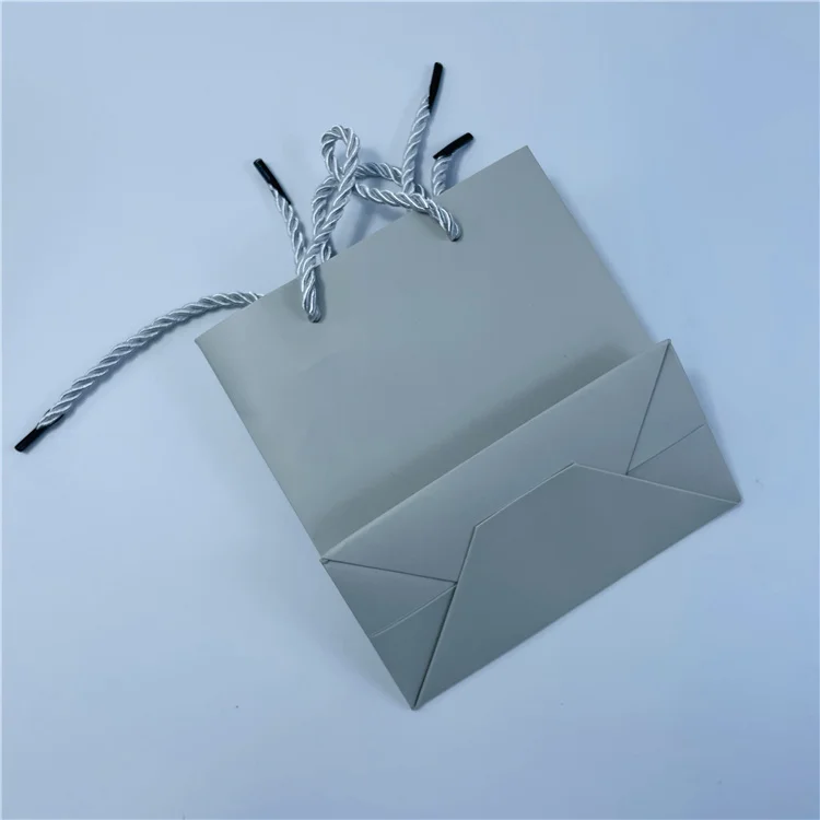 Small Plain Grey Recyclable Paper Jewellery Box Packaging Three Stranded Rope Bag
