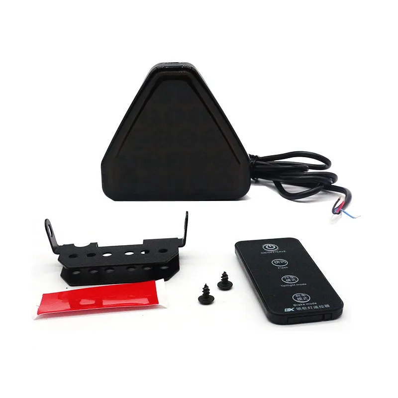 Universal Led Brake Stop Light Triangle 20 LED Rear Tail Light Reverse Safety Strobe Lamp Warning Light For Car Motorcycle