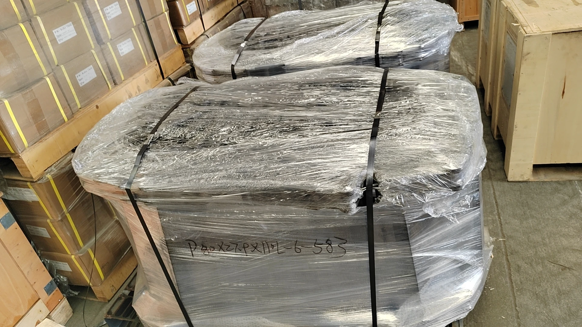 transport materials scraper chain to ensures optimal performance for paver machines