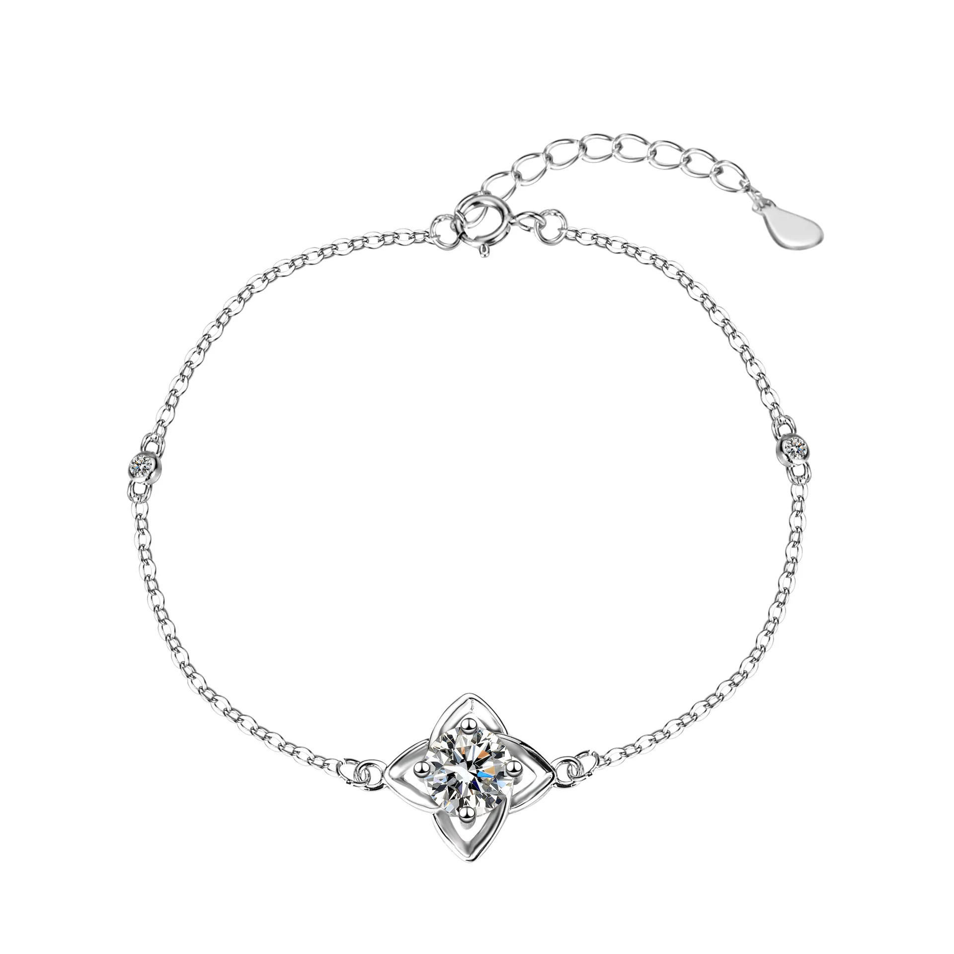 wholesale Gorgeous 925 silver zodiac moissanite diamond bracelet  1cat Four-leaf clover bracelet with GRA certificate