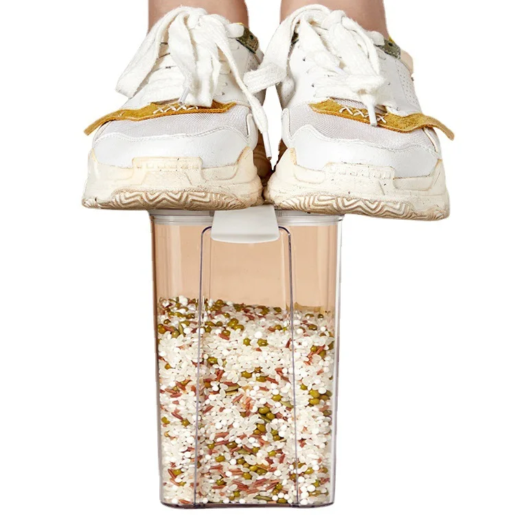 Hot Sales Food Storage Container Plastic Kitchen Refrigerator Noodle Box Multigrain Storage Tank Transparent Sealed Cans