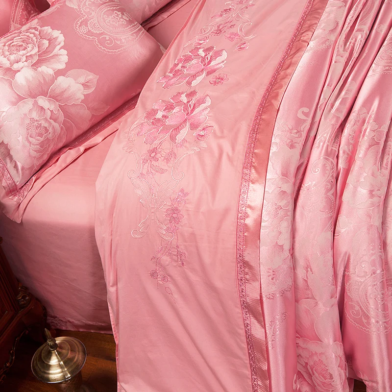 Smooth 40S 4-piece Quilt Cover Embroidery Edge Pink Luxury Bed Linen Cotton Sheet Bedding Set