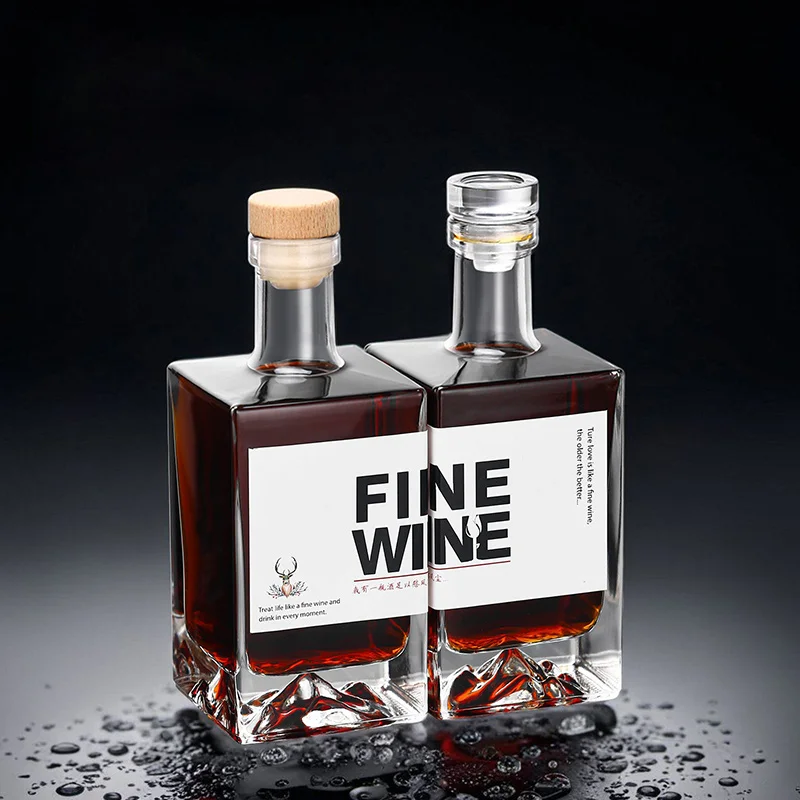 High-end Square Mountain Bottom Wine Bottle Crystal White Glass Bottle 500ml Whiskey Brandy Vodka Glass Bottle