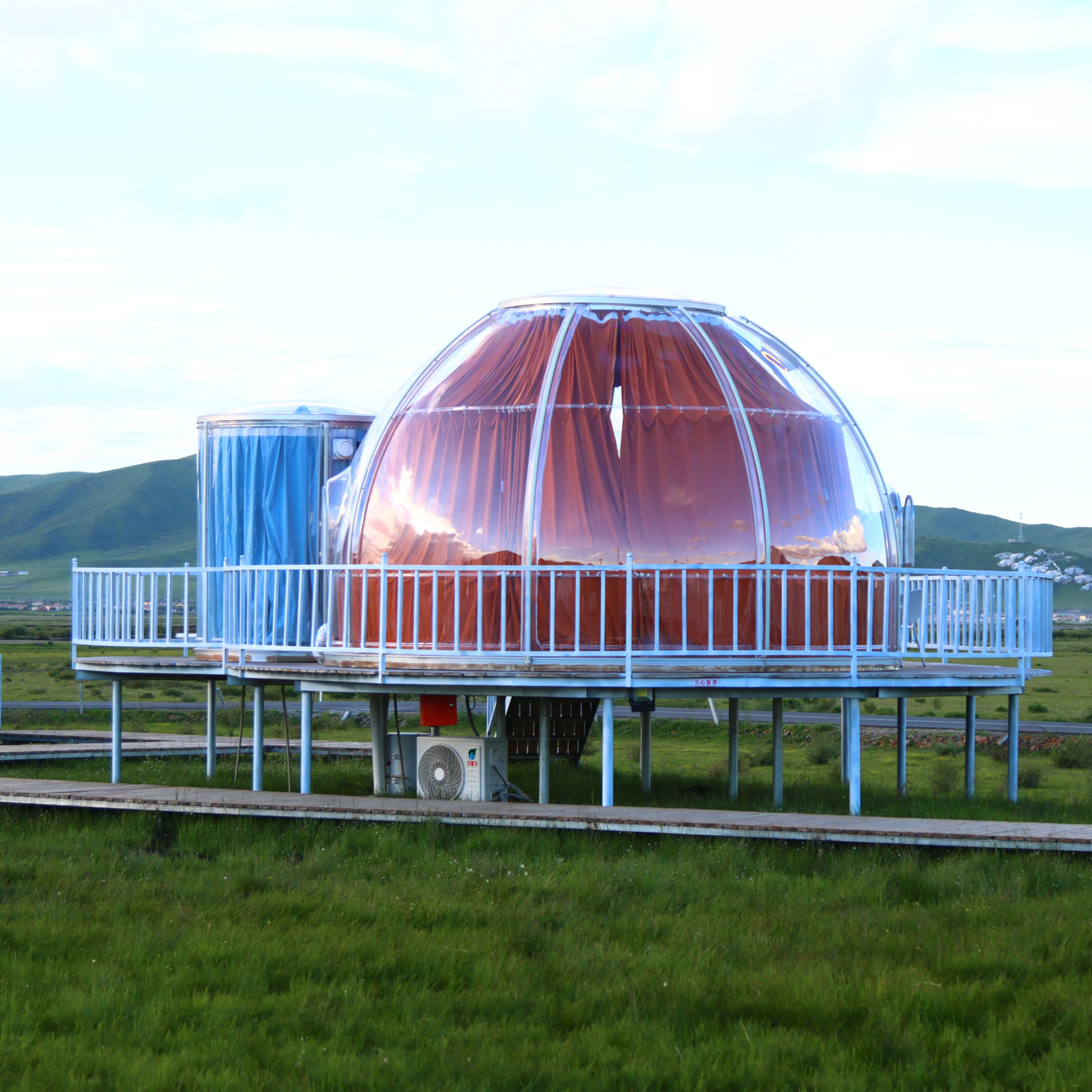 Polycarbonate house luxury bubble room glamping dome with bathroom for Vacation camping