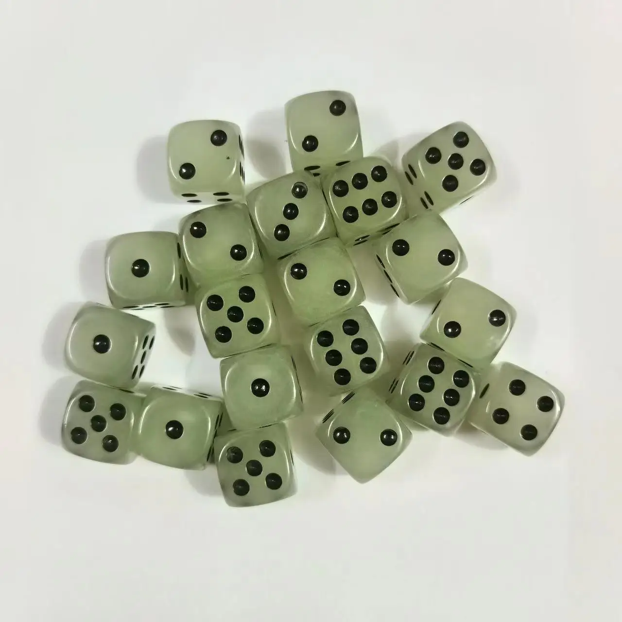 Warehouse Spot bar KTV Entertainment Game Luminous Rounded Corner 16mm Points D6 Plastic Acrylic Dice