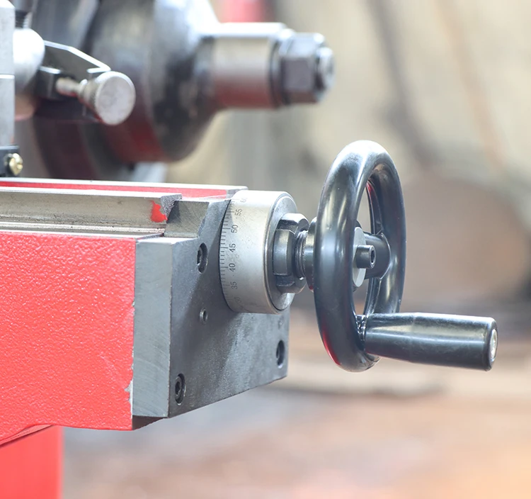 metal lathe  with digital used lathe machines T8445