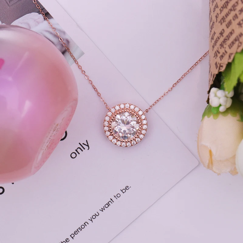 Popular Style Women Necklace 10K Rose Gold Moissanite Diamond Pendant Round H&A Cut Diamond Necklace
