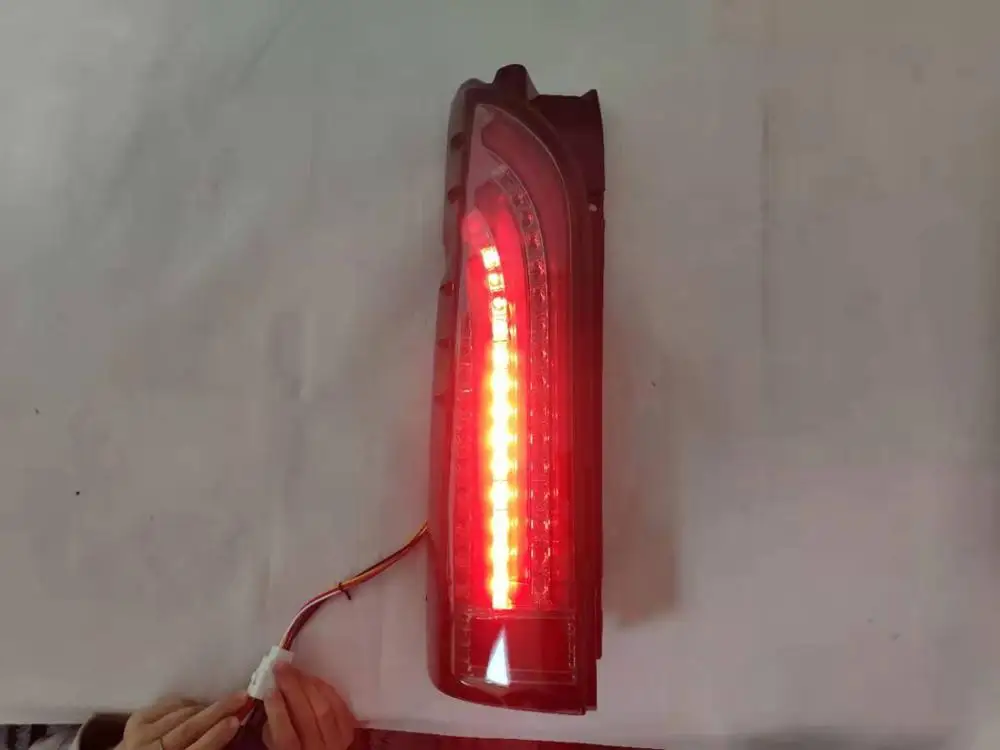 NEW STYLE Daytime running LED tail DRL fog turning light for Toyota 2005 - 2018 Hiace car parts auto lamps light van accessories