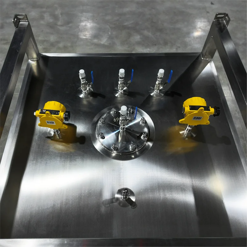 Metal Storage And Transport 1000L Tanks Chemical Storage Tank Suitable For Various Scenarios