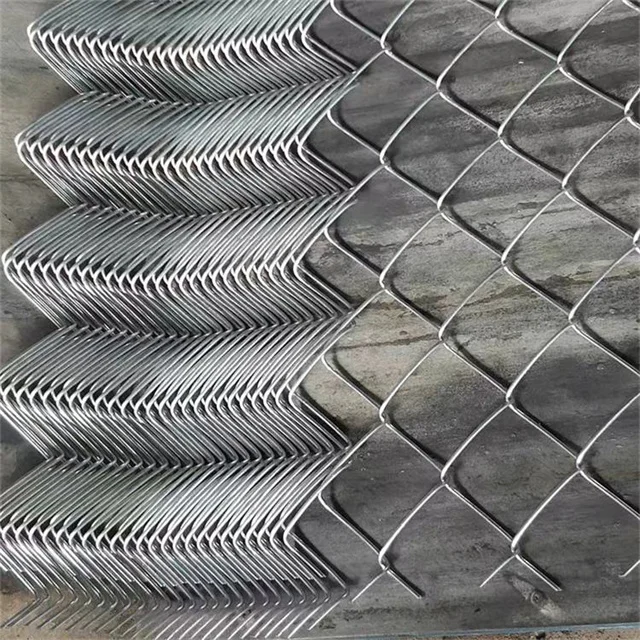 Heavy Galvanized 75*75mm Diamond Mesh Wire/ Cyclone wire 10 gauge/ Galvanized chain link cyclone iron wire fence