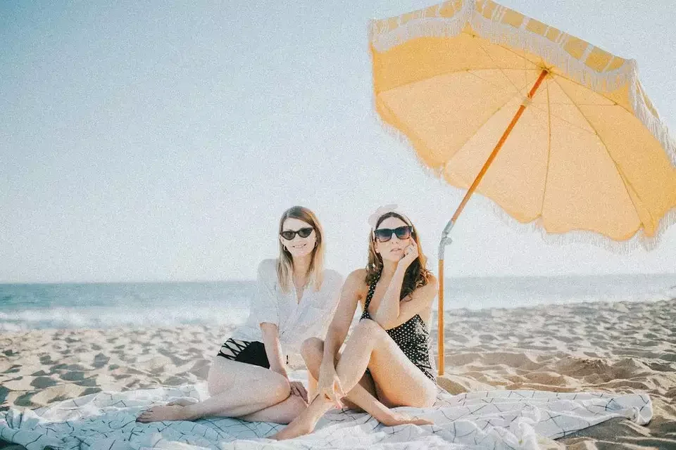 custom luxury wooden garden  beach umbrella with tassels