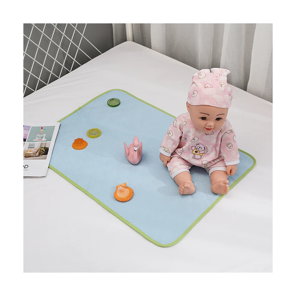 
Factory Outlet Customizable Senior Newborn Changing Mat 