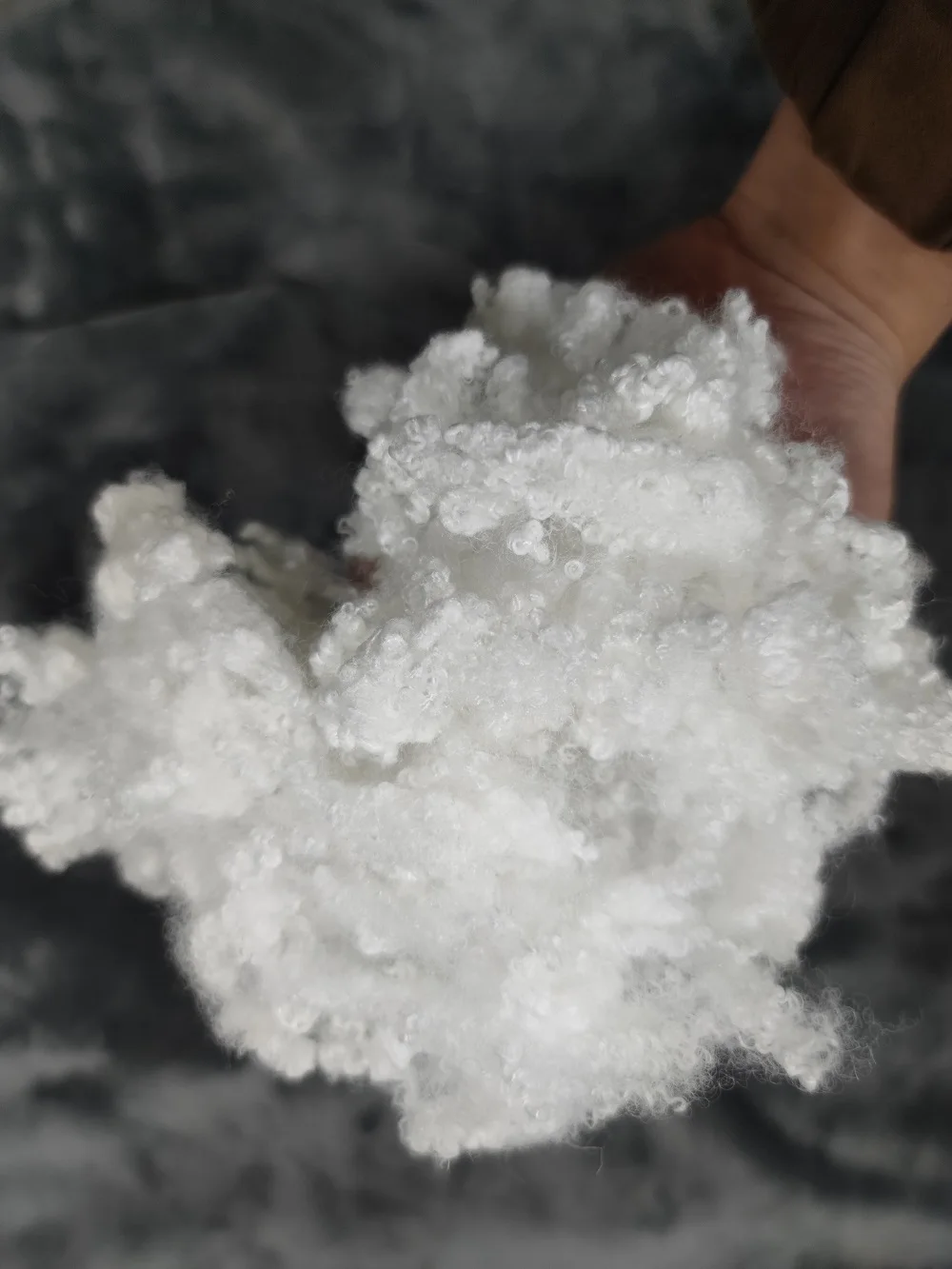 100% Polyester HCS Recycled 15D*32mm Polyester Staple Fiber for filling Polyester Fiber Manufacturers and Suppliers