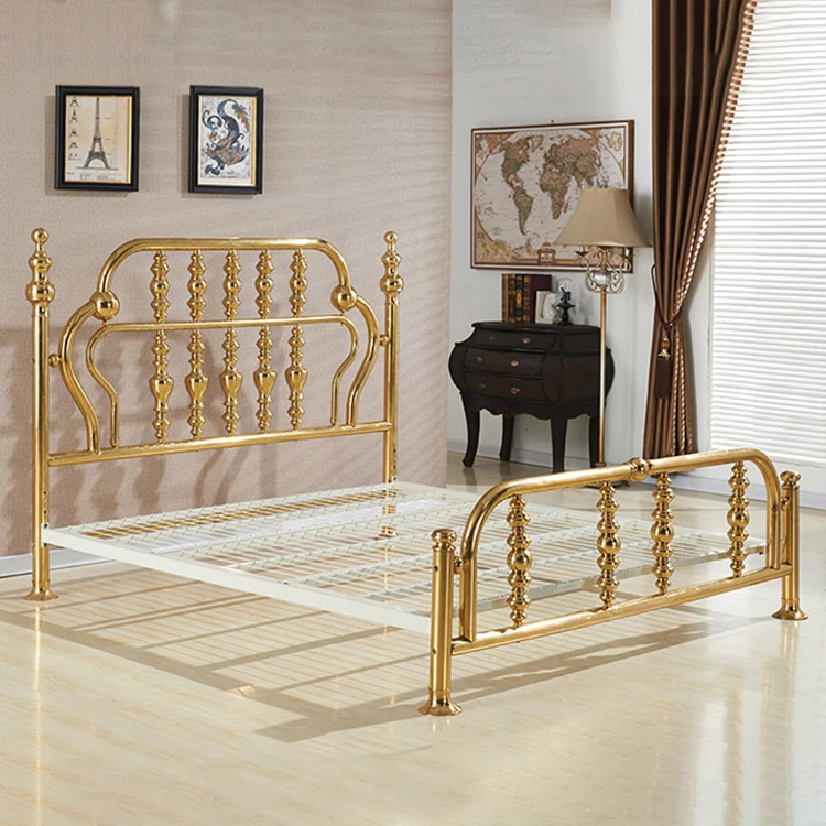 
European Style Garden Archaistic Metal Bedroom Furniture Gold Color Brass Queen Size Double Bed 