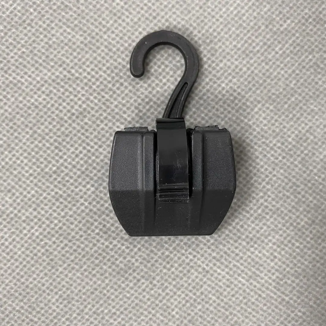 
Manufacturers wholesale multi-functional 360-degree revolving hanger high quality plastic hat clip 