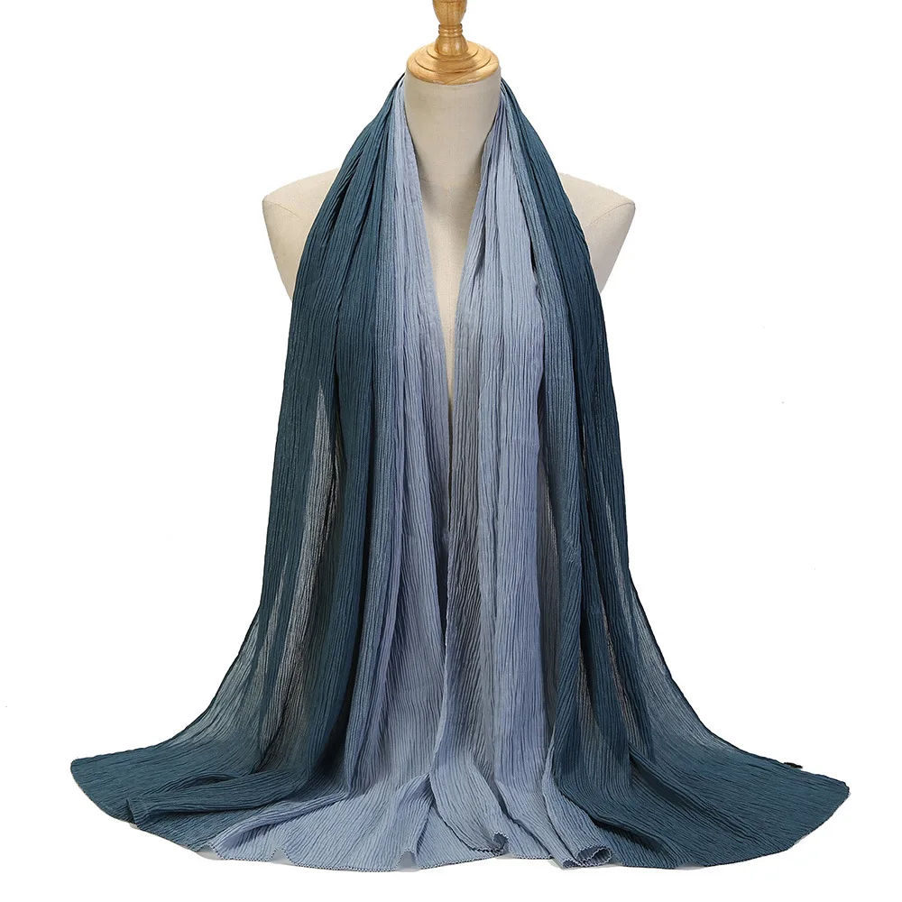 Wholesale Muslim pleated hijab scarf Soft Gradient Color Pleated Head Wrap Scarf Dubai Malaysia Muslim Women Hijab Scarf