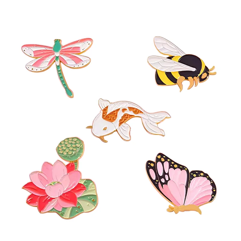 Promotional Metal Pin With Backing Card Packaged DIY Custom Design Metal Enamel Lapel Pin Customised Badges