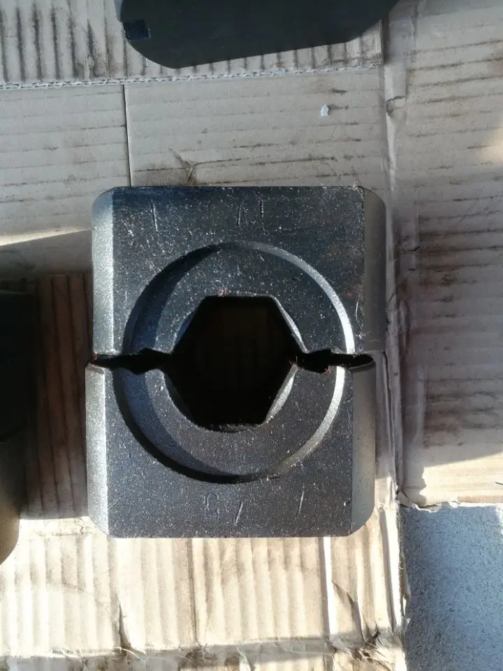 Split-type Hydraulic Crimping Pliers YJD-1000 100T Heavy Duty Crimp Cable Press-fit Tool