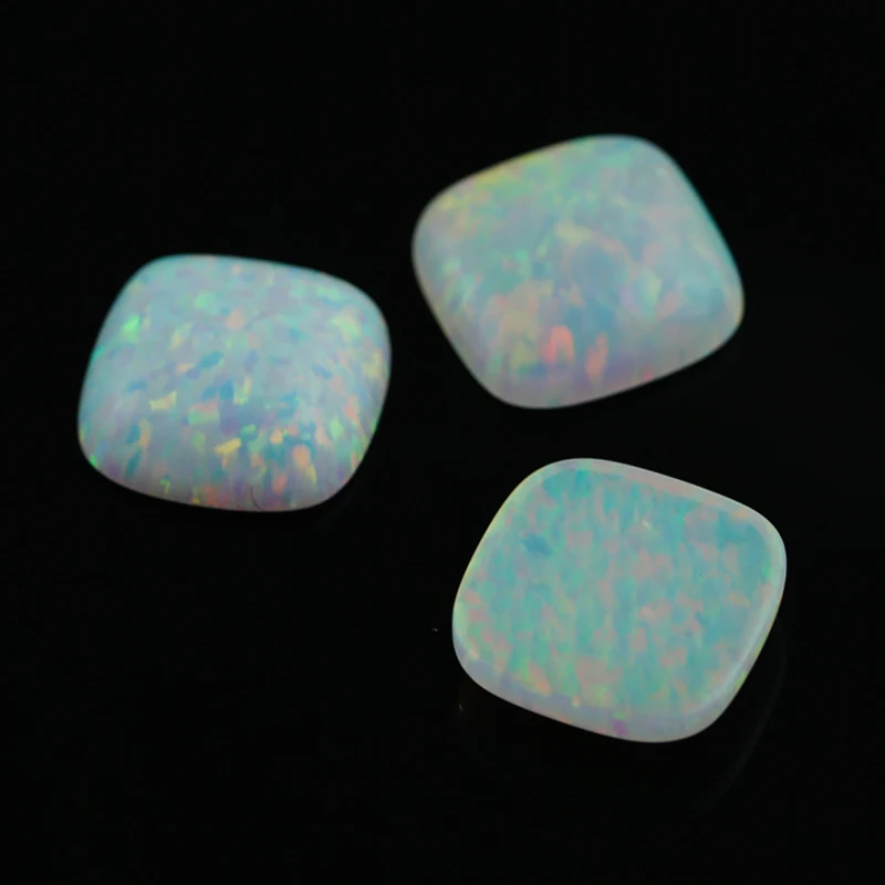 Синтетический Опал OP17 с белоснежной подушкой кабошон белый опал