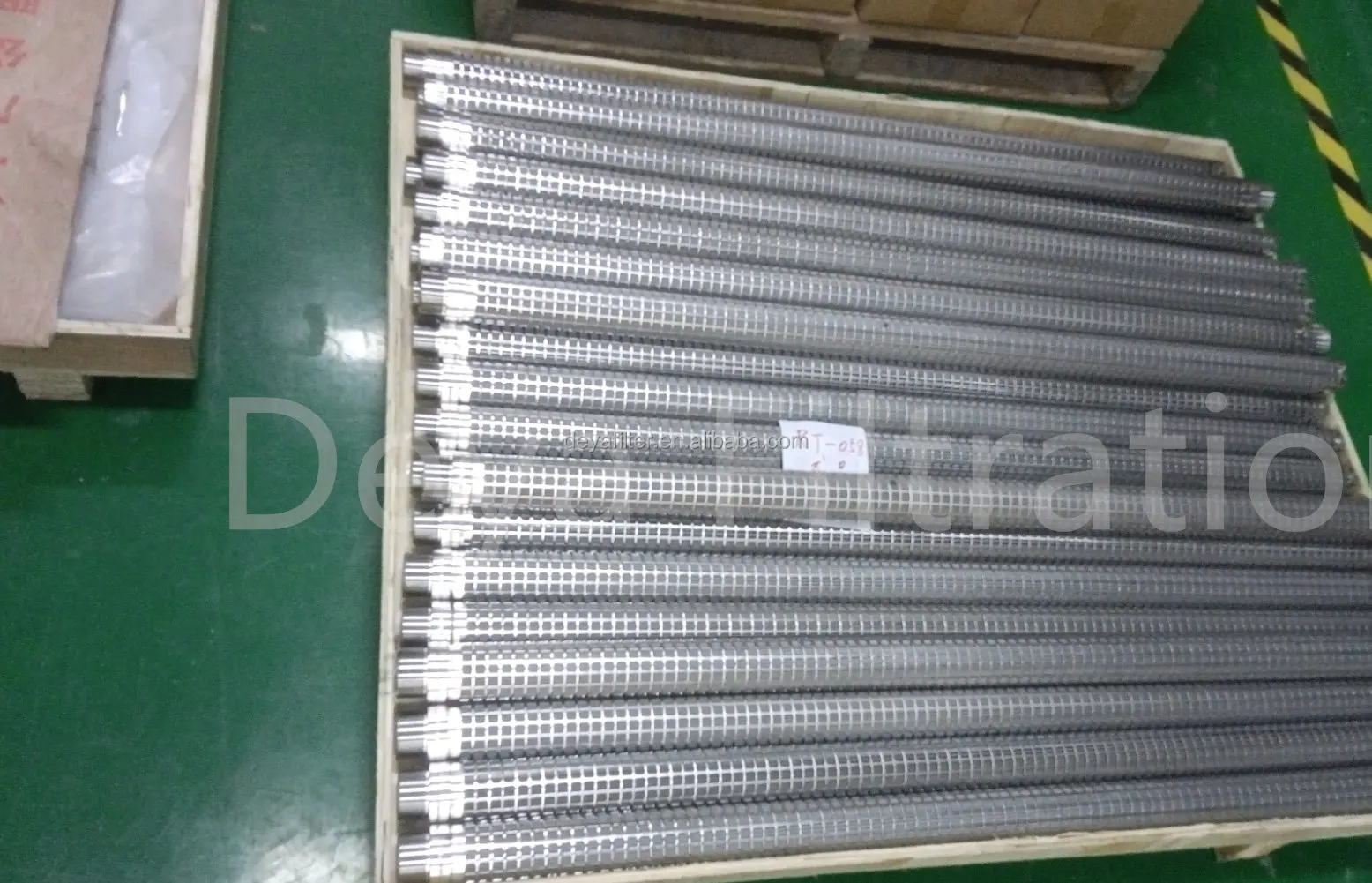 OEM different end connection stainless steel pleated filter element metal fiber mesh candle polymer melt filter element